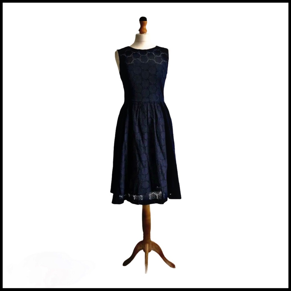 FRENCH CONNECTION NAVY Eyelet Embroidered Dress 4 - Picture 6 of 7